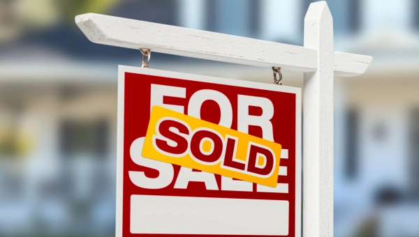 A Houston house sold fast for cash.