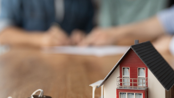 There are myths that surround how Houston cash house buyers do business.